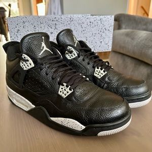Air Jordan 4 Retro LS Oreo 2015 Men’s size 12.